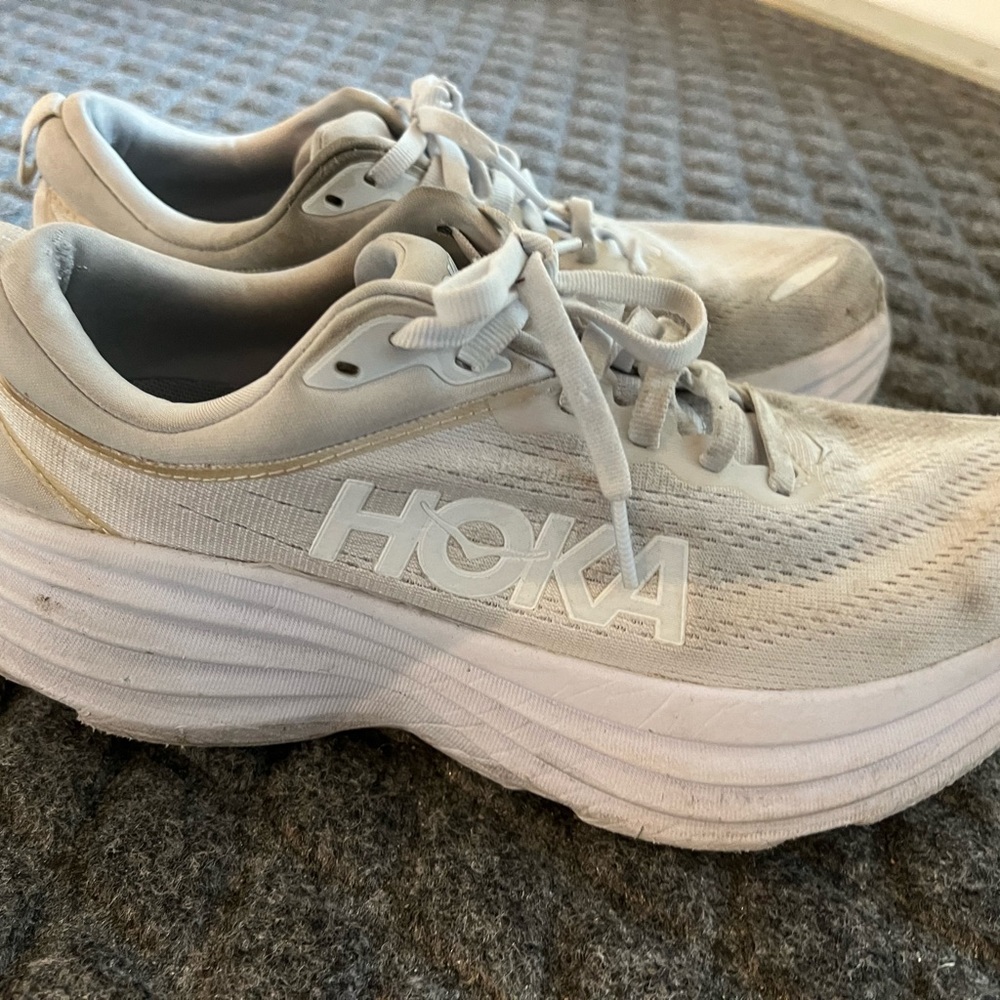 hoka one one bondi 8
